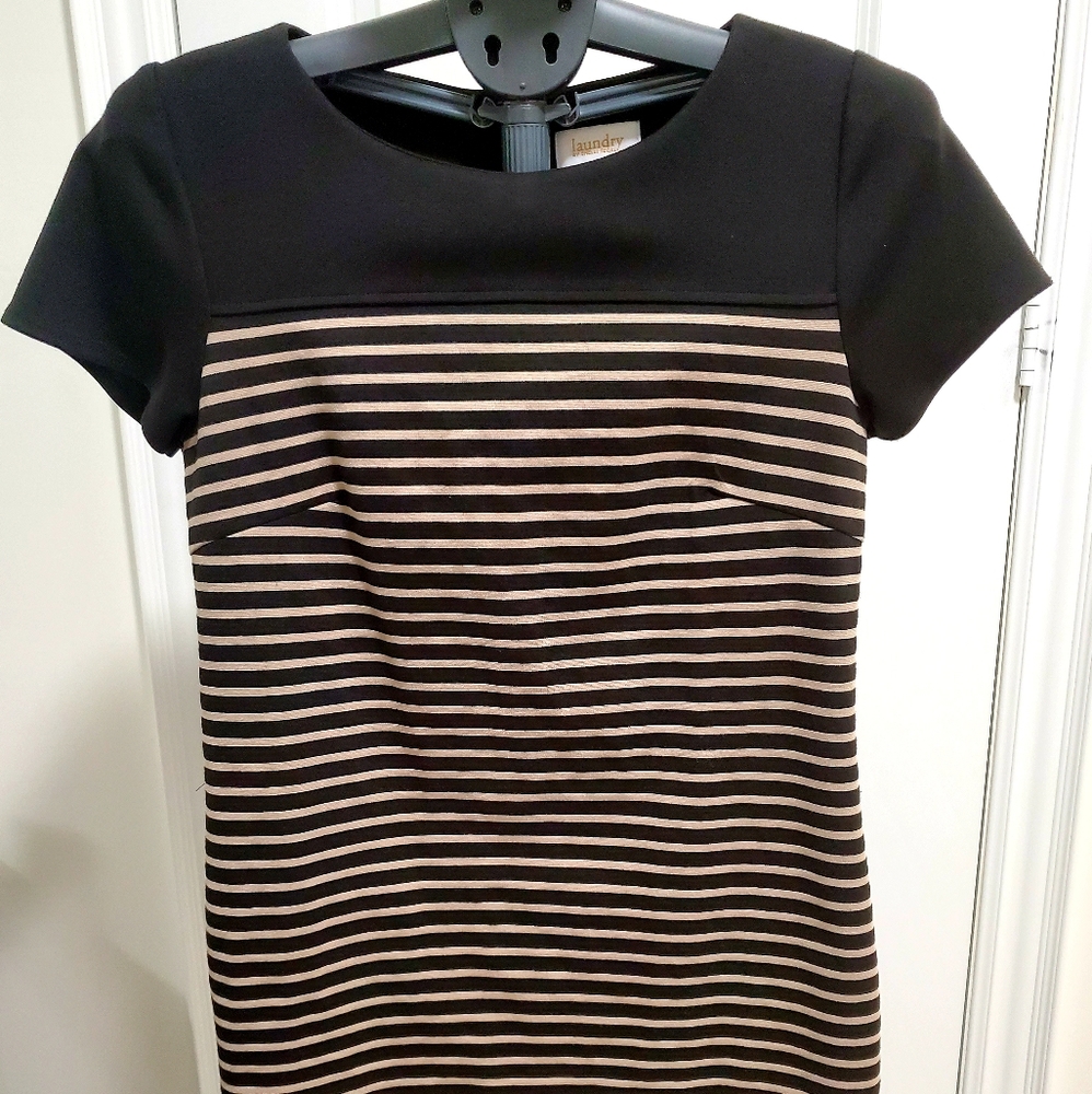Laundry by Shelli Segal stripped Dress size 10